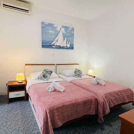 Apartmens And Rooms Madunic V سبليت المظهر الخارجي الصورة