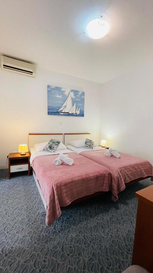 Apartmens And Rooms Madunic V سبليت المظهر الخارجي الصورة